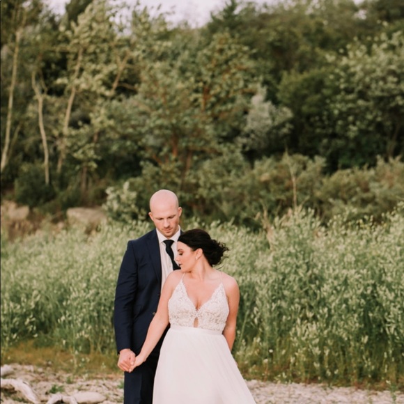 CUSTOM TRUVELLE SARA WEDDING DRESS - Picture 3 of 7